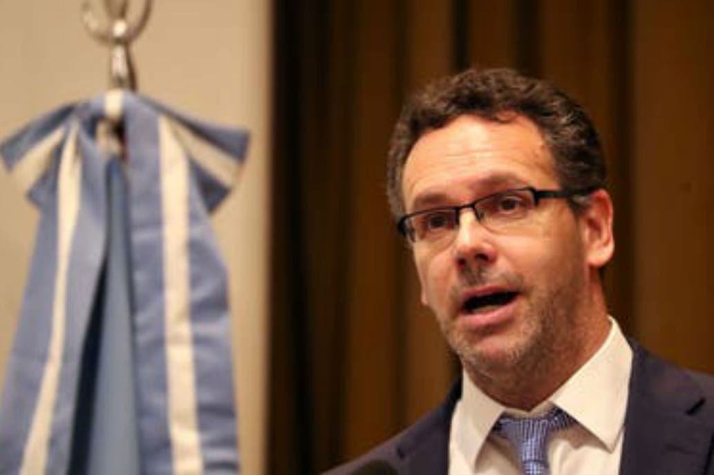 Reunión a última hora en el Banco Central para analizar los resultados electorales y posibles medidas 1 3090095w1033