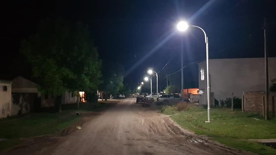 Suman cuadras de Luminarias Led en Barrio Sur 1 73375531 2673909179327843 5391841006402404352 n