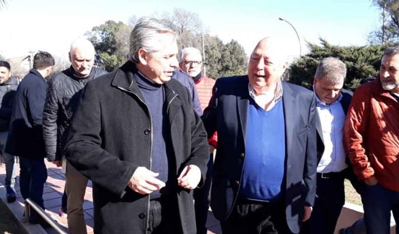 Urquía acompaña a Fernández pero aseguran que es el mayor aportante de Macri 1 Alberto Fernandez en deheza urquia.jpg 57698320