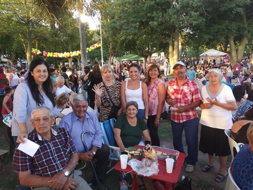 77400128 1187341814809765 3903873531145879552 o