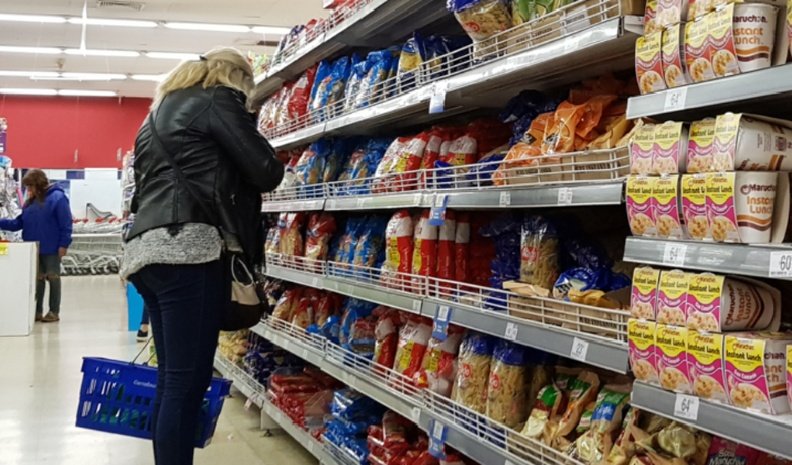 Se cae la exención del IVA para 13 alimentos y habrá aumentos del 21% 1 supermercados.jpg 57698320