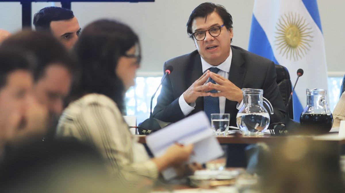 El Consejo del Salario se reunirá el 14 de octubre por un nuevo haber mínimo 1 min de trabajo