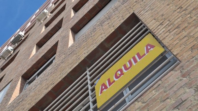 Cambios en la ley de alquileres: cuál es la propuesta que los inmobiliarios le llevarán a Feletti este jueves 1 SE ALQUILA