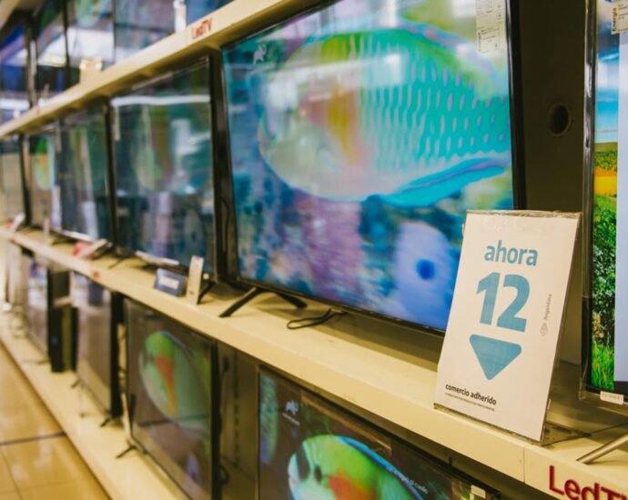 JGTGVCWLJVESTOMM3QIVDNDLLE