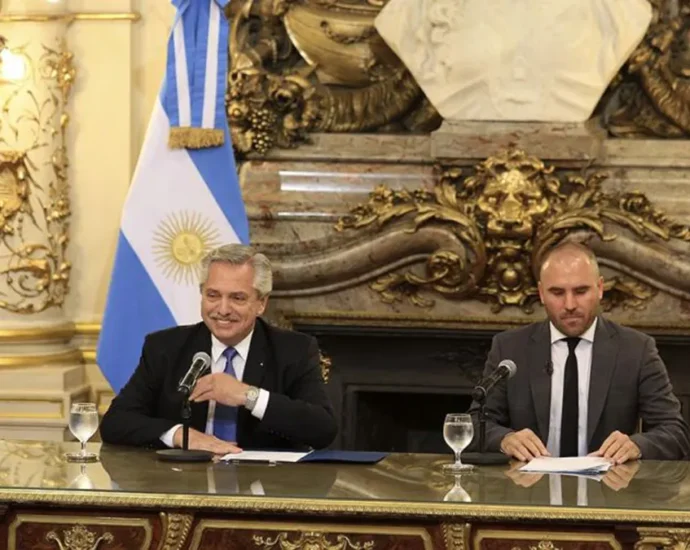 martin guzman y alberto fernandez anunciosjpg