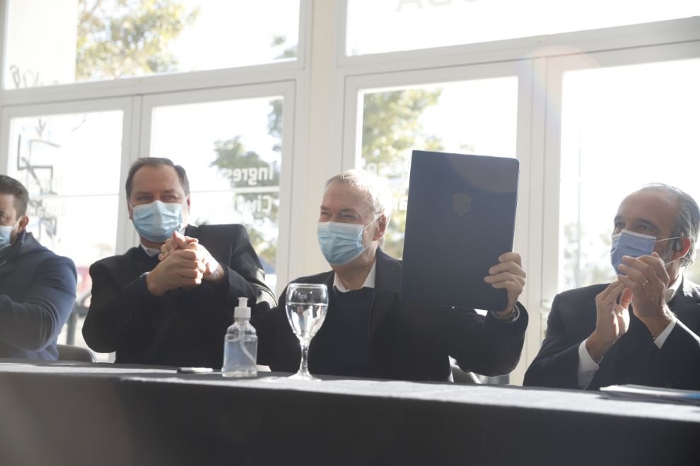 Schiaretti inauguró la ampliación de la red cloacal y anunció más obras para la región 1 Marcos Juarez 6