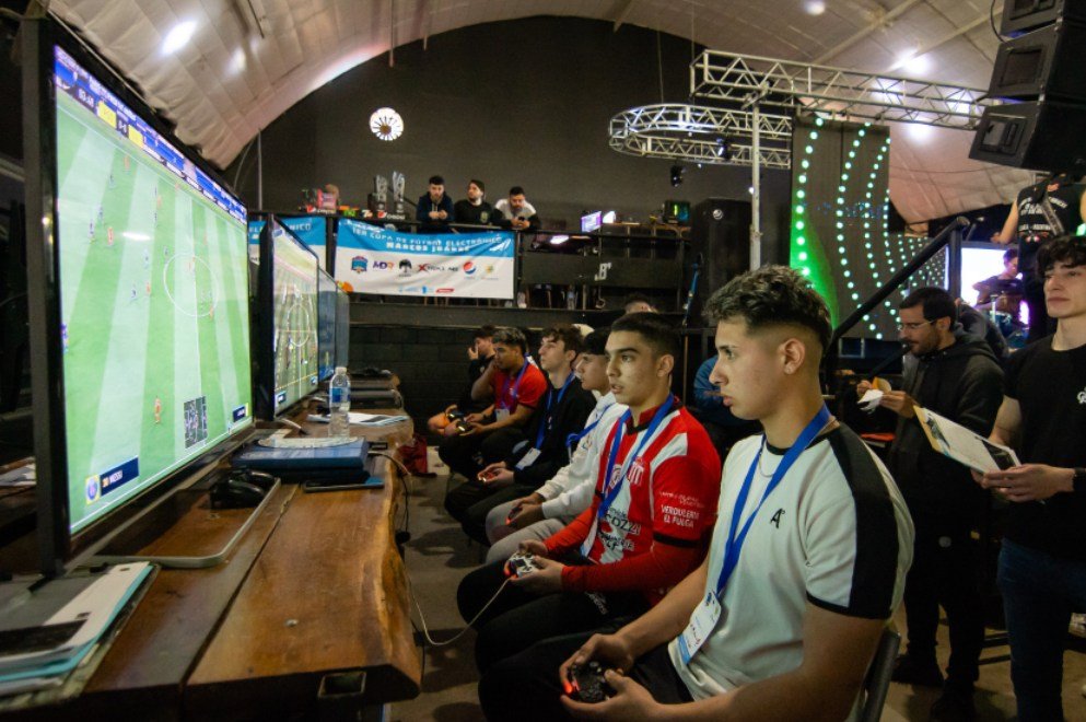 Más de 3000 personas pasaron el sábado por la primera Feria Tecno de Marcos Juárez 1 e SportMarcosJuarezGOB