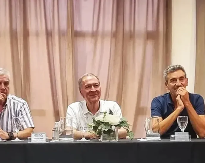 schiaretti hacemos 2200jpg