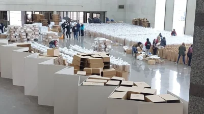 Comenzaron a distribuir las urnas al interior provincial 1 urnas