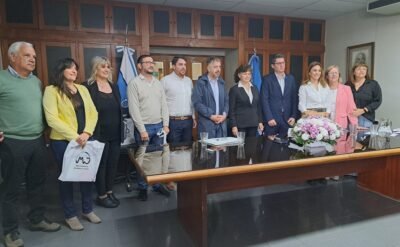 El municipio firmó convenios con Universidades para carreras y cursos 1 20231024 105550 1 e1698190685722