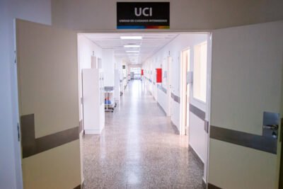 Entró en vigencia la descentralización de la gestión hospitalaria 1 HABILITACION NUEVA UCI HOSPITAL DE NINO 8767
