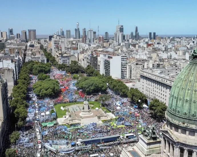 paro general pagina 2jpg