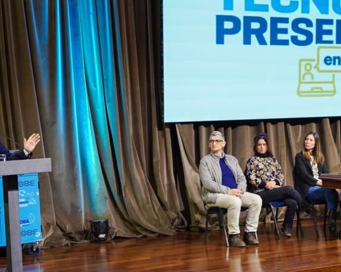 ENTREGA DE NOTEBOOKS e1725492269336