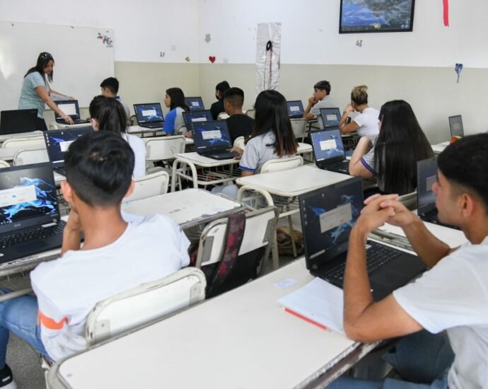 WhatsApp Image 2024 11 20 at 18.08.11