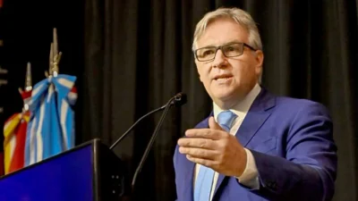 Llaryora vuelve a reclamar la eliminación de retenciones 1 martin llaryora 333jpg