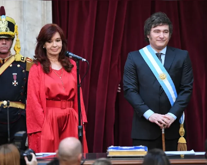 cristina y milei asuncionjpg