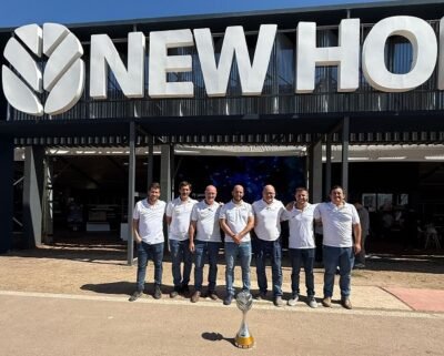 Catelli una vez más distinguida como líder de ventas de cosechadoras New Holland 4 IMG 20250325 WA0009 e1742945650807