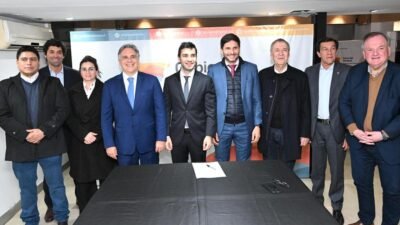 Cinco Gobernadores conformaron un frente para competir en octubre 1 LAS FUERZAS DEL MEDIO