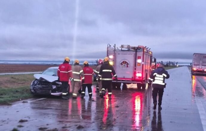 choque en autopista 19 agosto 750x938 1 e1755609120282